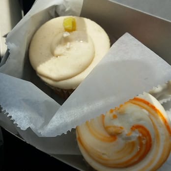 Yummy Cupcakes - Desserts Near Me - Burbank, California