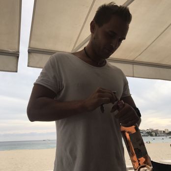 Campino Beach - Beach Bars Near Me - Palmanova, PM Campino Beach - Beach Bars Near Me - Palmanova, PM