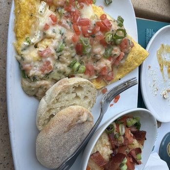 Another Broken Egg Cafe - Crab Cake Benedict - Breakfast & Brunch Near Me - West Lafayette, Indiana