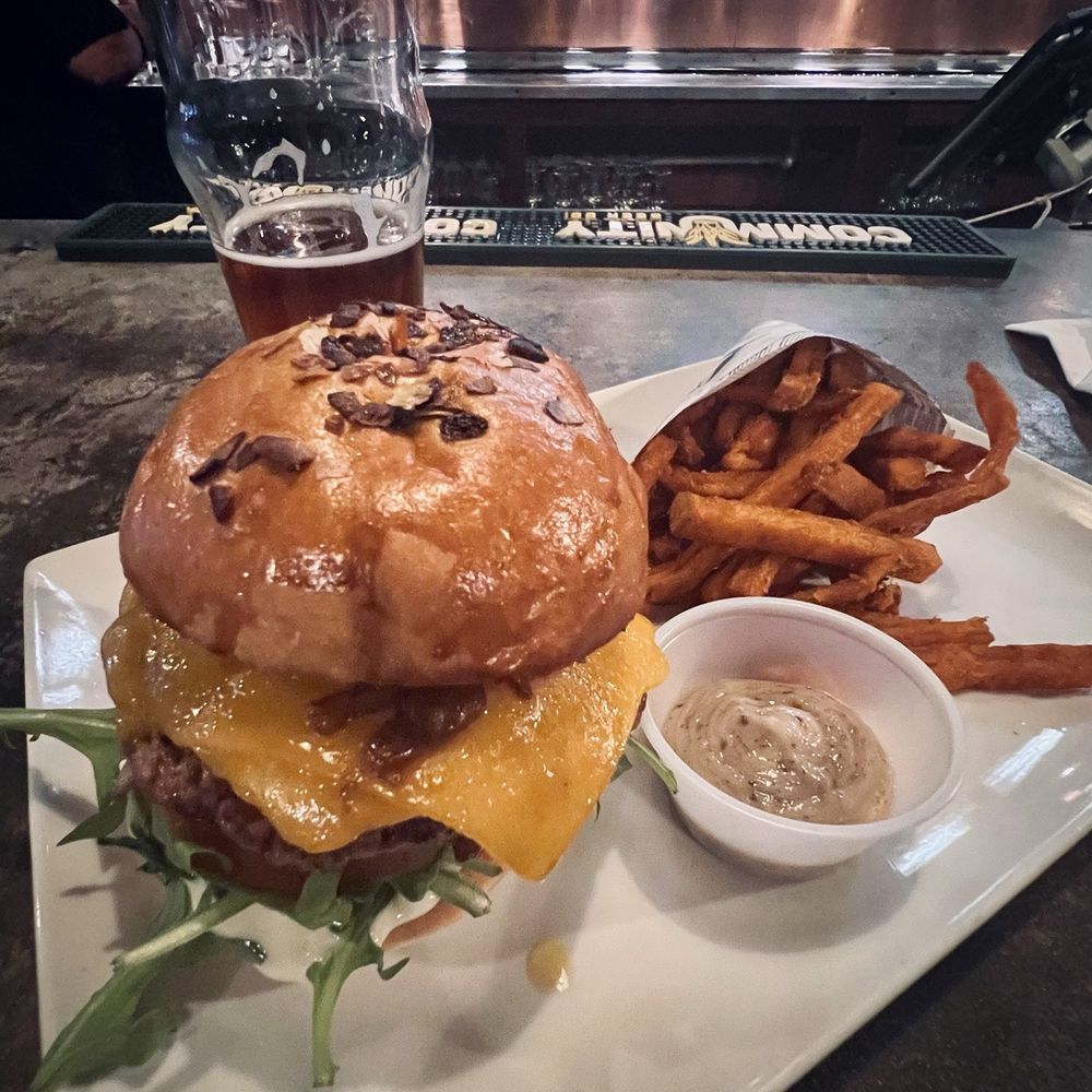 The Hoppy Monk - El Paso - Duchesse Burger w/ Sweet Potato Fries - Gastropubs Near Me - El Paso, Texas The Hoppy Monk - El Paso - Duchesse Burger w/ Sweet Potato Fries - Gastropubs Near Me - El Paso, Texas
