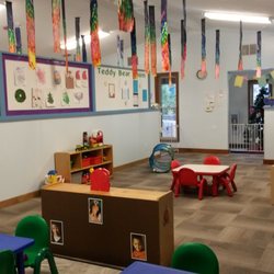 Early Years Child Development Centers - Early Years Community Learning Centers   Cranberry Teddy Bear Room (2-3 years)