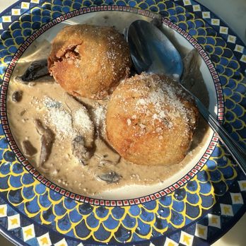 Popolari - Truffle mushroom Arancini - Italian Near Me - Bloomfield, New Jersey