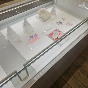 Pandora - Jewelry - Jewelry Near Me - Los Angeles, California