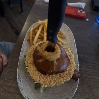 Radius - Radius burger - Burgers Near Me - Valparaiso, Indiana