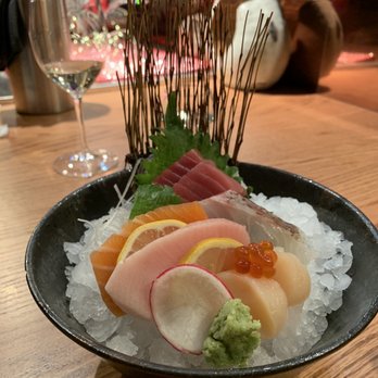 Tei Tei Robata Bar - Tuna, snapper, scallop, salmon, salmon roe - Japanese Near Me - Dallas, Texas