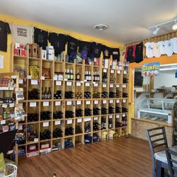 Snowy Peaks Winery - Merch