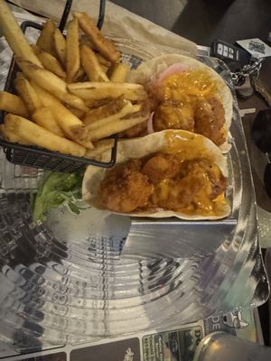 Off the Hook Bar and Grill by null