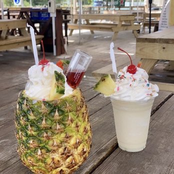 Salmorejo - Piña colada - Dive Bars Near Me - Maunabo, Puerto Rico