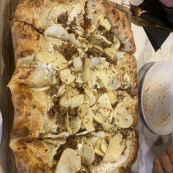 Spritzeria - calypso potato flatbread - Italian Near Me - Chattanooga, Tennessee Spritzeria - calypso potato flatbread - Italian Near Me - Chattanooga, Tennessee