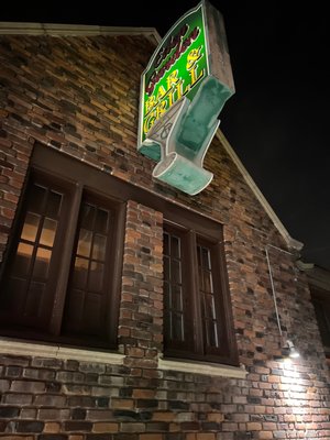 Eden Garden Bar & Grill by null