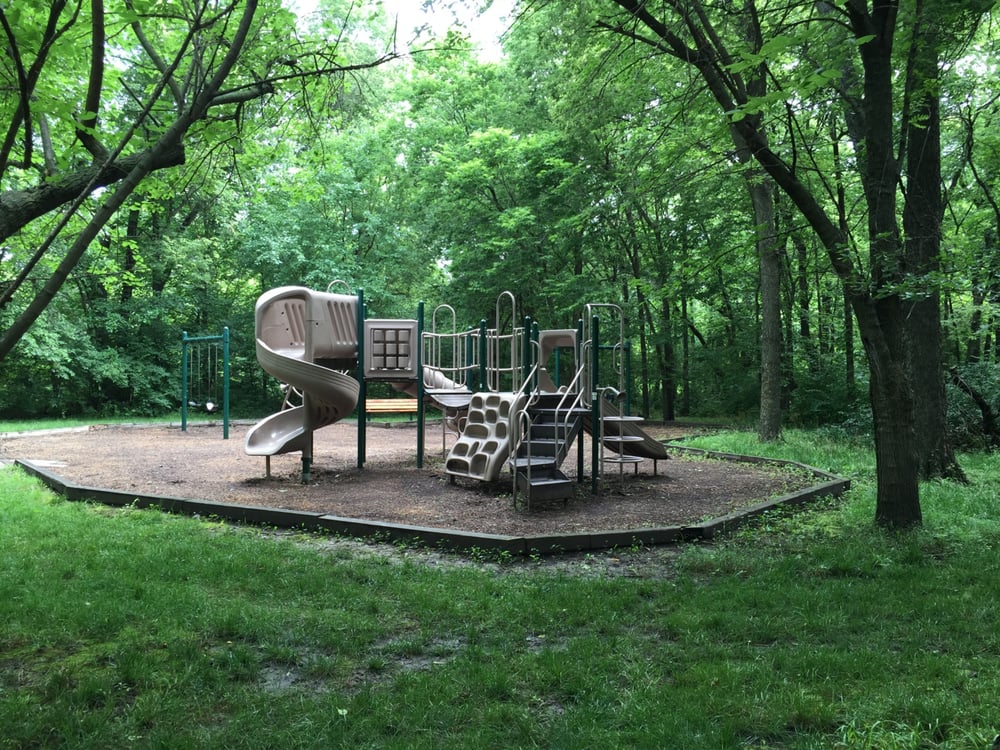 AMESBURY LAKE PARK Updated September 2024 142ND And Pflumm, Overland Park, Kansas Parks Yelp