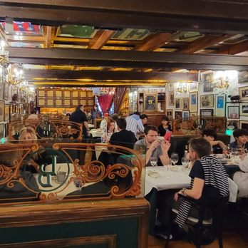 La Brigada - Inside - Steakhouses Near Me - Buenos Aires, C La Brigada - Inside - Steakhouses Near Me - Buenos Aires, C