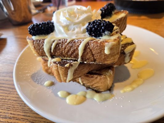 Alexander's Cafe by null