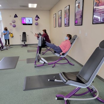 Curves Gym Equipment: Transform Your Workout with Ease
