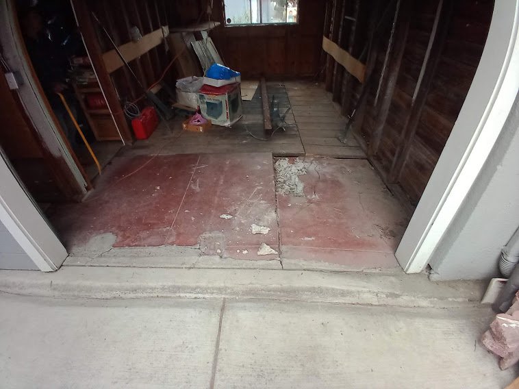 Slide of Magallanes Roofing & Water Proofing