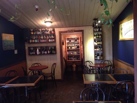 À l'abri de la Tempête - Microbrasserie & Pub by null