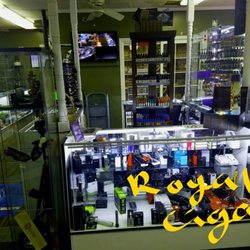 Royal Cigars - Vapes