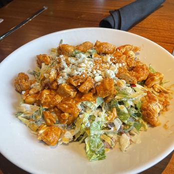 54th Street Restaurant & Drafthouse - Buffalo Chicken Salad - American Near Me - Live Oak, Texas 54th Street Restaurant & Drafthouse - Buffalo Chicken Salad - American Near Me - Live Oak, Texas