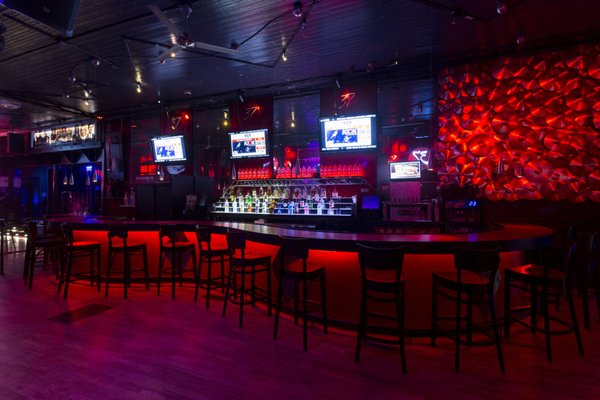 37 Main Restaurant + Bar by null