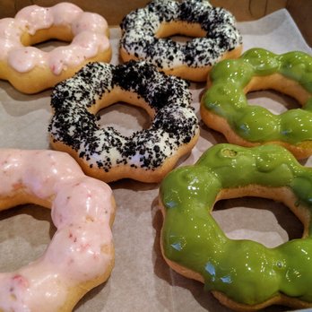 Le Creme - Mochi donuts - Desserts Near Me - San Jose, California