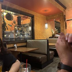 La Parrilla Mexican Restaurant - Ambiance