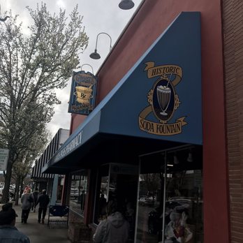 Grants Pass Pharmacy - $5.00 minimum to pay on credit cards - Drugstores Near Me - Grants Pass, Oregon Grants Pass Pharmacy - $5.00 minimum to pay on credit cards - Drugstores Near Me - Grants Pass, Oregon