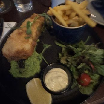 The Landmark - Fish and Chips - Irish Pub Near Me - Dublin, D