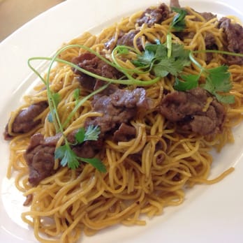 Top Pho - Beef Chow Mein (no veggies) - Vietnamese Near Me - Fife, Washington