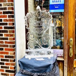 Kuta - Kuta -- sculpture at storefront for "Ice on State" festival Jan 2023
