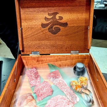 V Wagyu BBQ - wagyu box (for one) - Barbeque Near Me - Lake Forest, California V Wagyu BBQ - wagyu box (for one) - Barbeque Near Me - Lake Forest, California