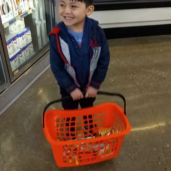 Mi Rancho Supermarket - My nephew enjoys shopping here - Grocery Near Me - San Francisco, California
