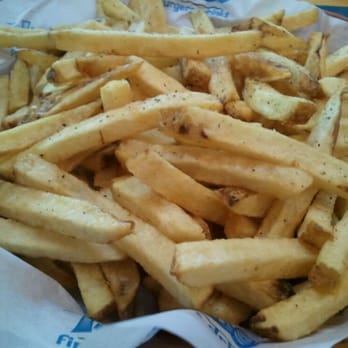 Islands Restaurant - Islands fries - Burgers Near Me - Burbank, California