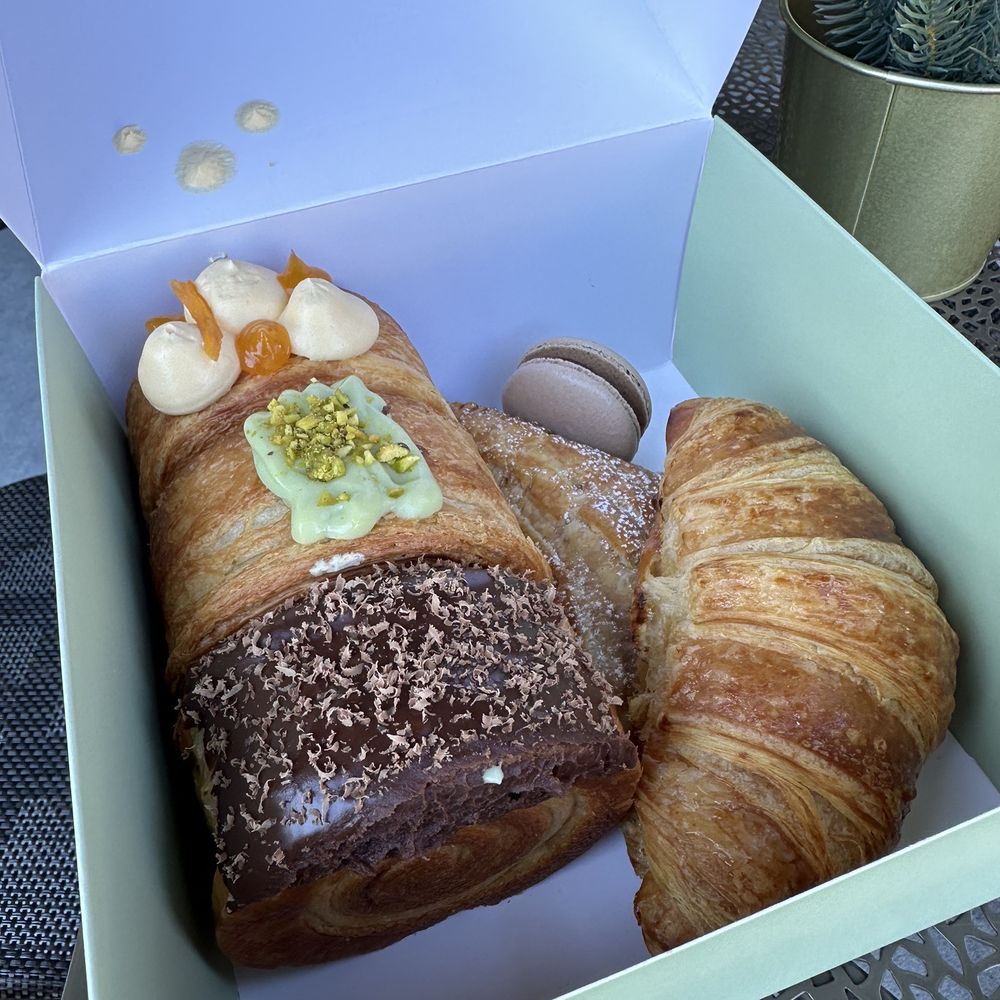 Marvel Cake - Spiral croissants! Chocolate, pistachio, mango Passionfruit, regular croissant, chocolate macaron - Bakeries Near Me - Campbell, California Marvel Cake - Spiral croissants! Chocolate, pistachio, mango Passionfruit, regular croissant, chocolate macaron - Bakeries Near Me - Campbell, California