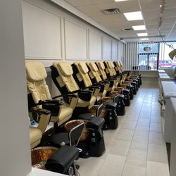Apple Valley Nails & Spa