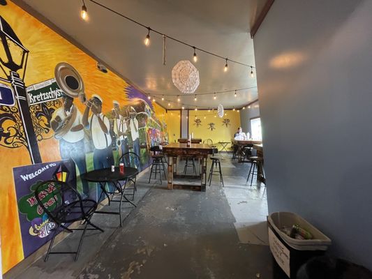 Kretzschy's Smokey BBQ by null