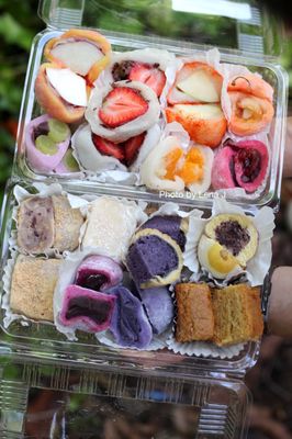 Two Ladies Kitchen by null