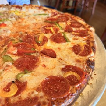 4th St. Pizza - Pizza - Pizza Near Me - Hermann, Missouri