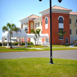 Treasure Island Tennis & Yacht Club