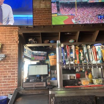 Big Dean's Ocean Front Cafe - Register , tv's , background tvs two sided bar - Bars Near Me - Santa Monica, California Big Dean's Ocean Front Cafe - Register , tv's , background tvs two sided bar - Bars Near Me - Santa Monica, California