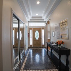 CareHaven Valencia - Entry
