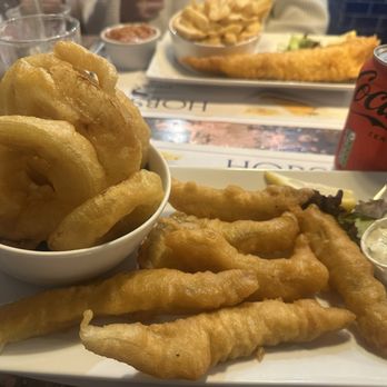 Hobson's Fish & Chips - My gluten free cod and onion rings (my daughter's cod, chips and beans in the background) - Fish & Chips Near Me - London, XGL Hobson's Fish & Chips - My gluten free cod and onion rings (my daughter's cod, chips and beans in the background) - Fish & Chips Near Me - London, XGL