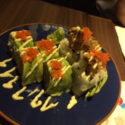 魚八日本料理 - Soft shell crab rolls
