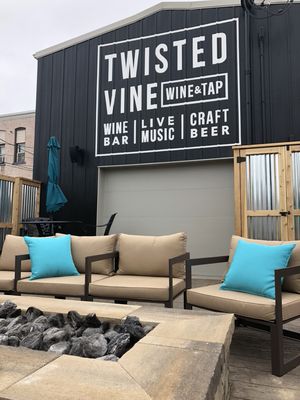 Twisted Vine by null