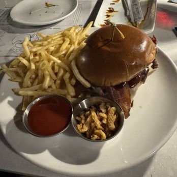 Broome & Orchard - Barbecue stack with fries - Burgers Near Me - Sedona, Arizona