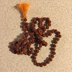 Yoga Shak Montréal - Replaced my 108 bead maps that got broken. Sweet!