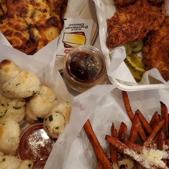 Snacks At The Bellagio - chicken tenders, mushroom pizza, sweet potato fries, garlic knots - Cafes Near Me - Las Vegas, Nevada Snacks At The Bellagio - chicken tenders, mushroom pizza, sweet potato fries, garlic knots - Cafes Near Me - Las Vegas, Nevada