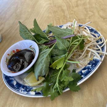 A Dong - Vietnamese Near Me - Selma, Texas