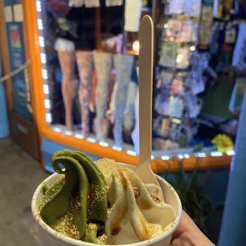 Indigo Cow - Ice Cream & Frozen Yogurt Near Me - Seattle, Washington Indigo Cow - Ice Cream & Frozen Yogurt Near Me - Seattle, Washington