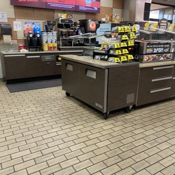 Love's Travel Stop - Inside - Gas Stations Near Me - Palestine, Arkansas