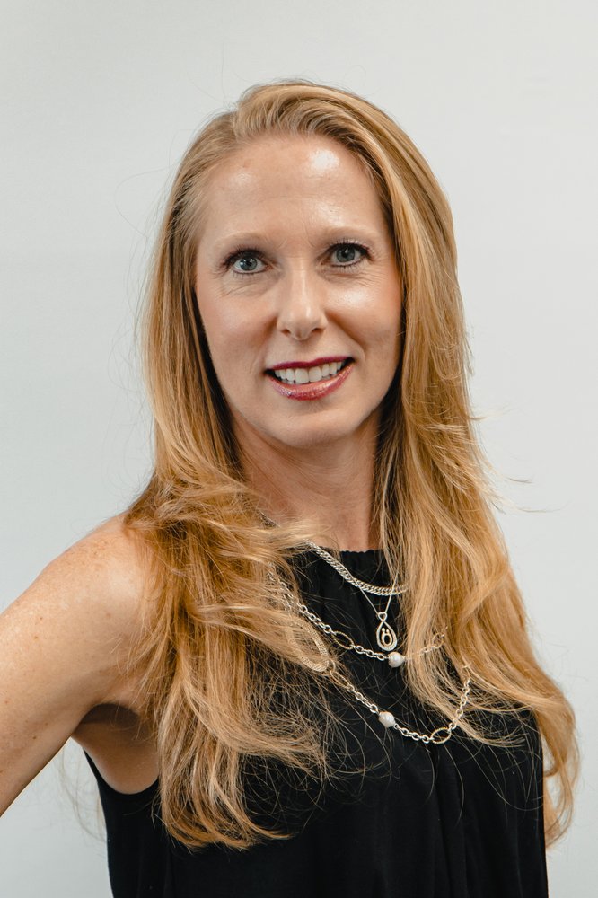 SYBIL PYLE RE/MAX Updated July 2024 707 3rd Ave, Dodge City